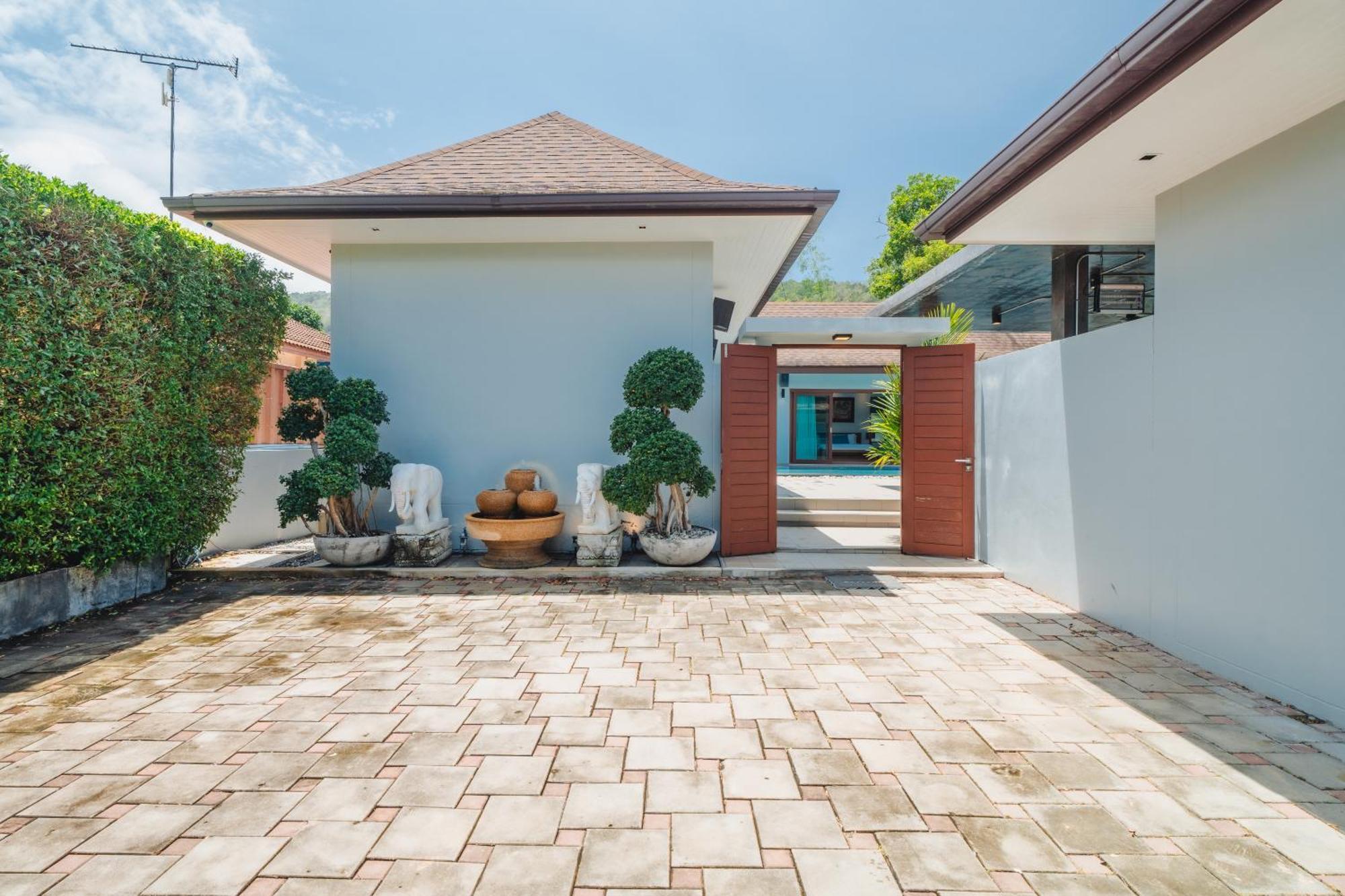 Bangtao Boutique Villa Bang Tao Beach  Exterior photo